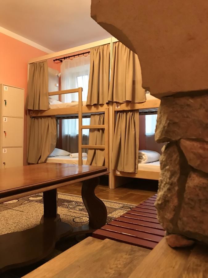 Хостелы Pelican Черновцы-31