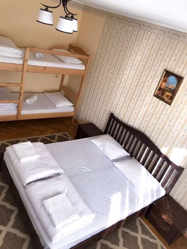 Хостелы Pelican Черновцы-9